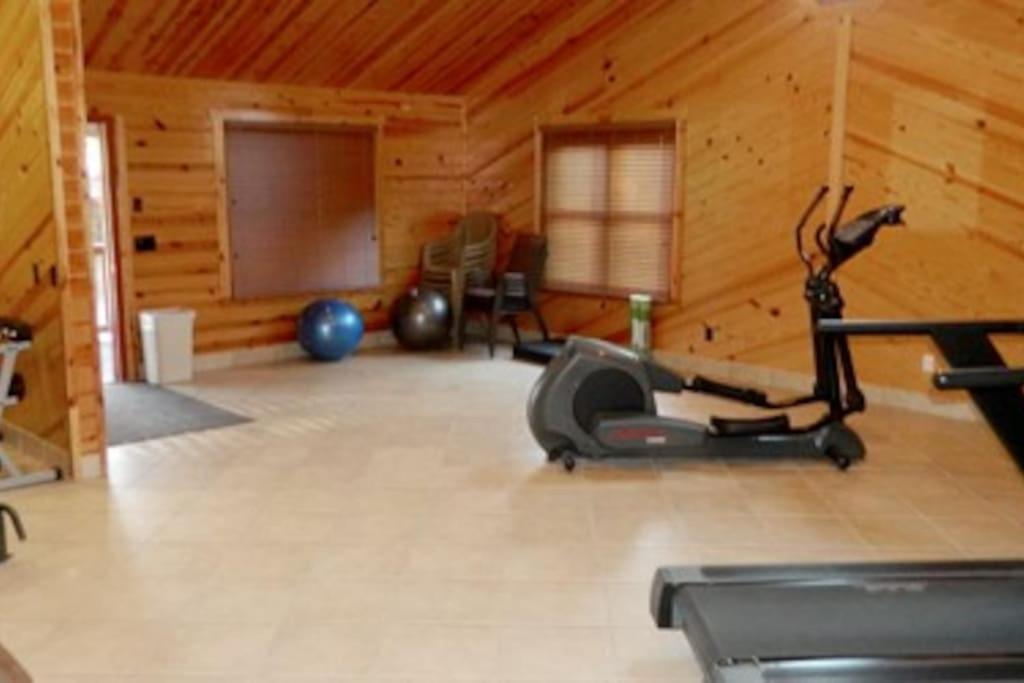 Smokiesboutiquecabins Would Love To Host You At Dolly'S Cute Cabin! 4 Suites With Private Bathrooms - Hot Tub, Fire Pit, Game Room, Resort Pool Open Memorial Day Through Labor Day! Gatlinburg Exteriör bild