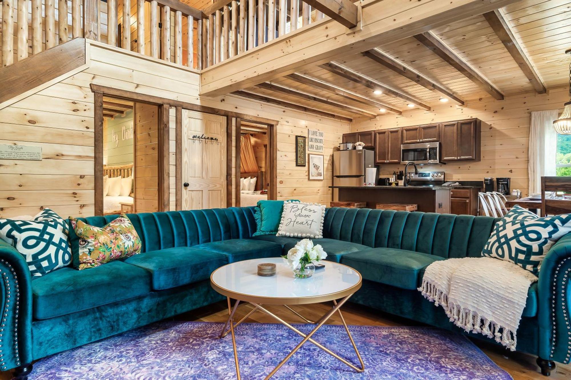 Smokiesboutiquecabins Would Love To Host You At Dolly'S Cute Cabin! 4 Suites With Private Bathrooms - Hot Tub, Fire Pit, Game Room, Resort Pool Open Memorial Day Through Labor Day! Gatlinburg Exteriör bild